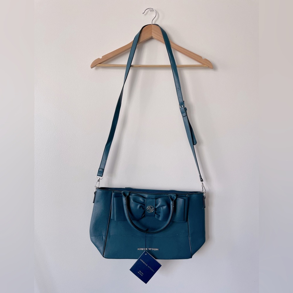 💰$5 OFF-Teal Purse never used